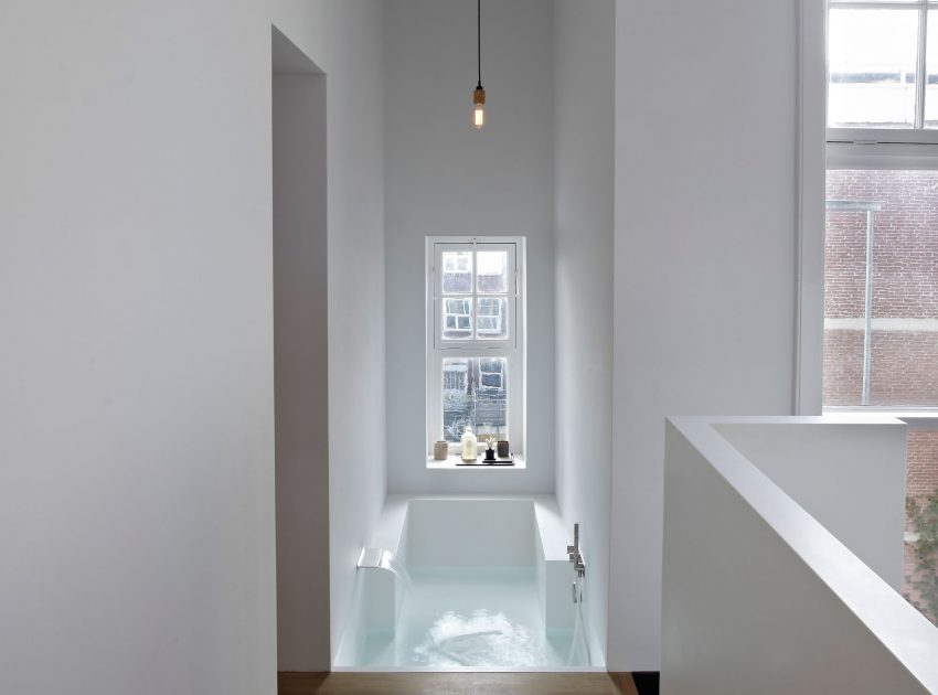 A Beautiful Modern House Full of History and Charm on the Lauriergracht in Amsterdam by Witteveen Architects (23)