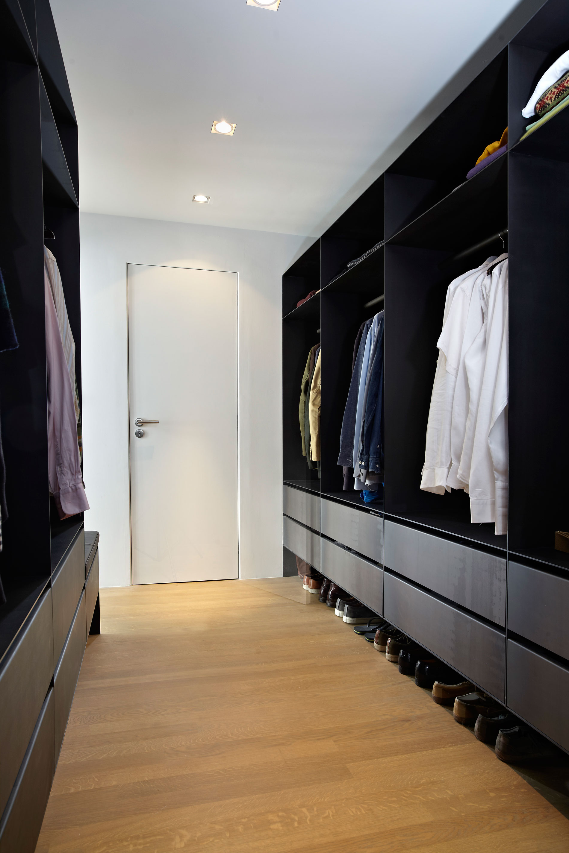 A Beautiful Modern House Full of History and Charm on the Lauriergracht in Amsterdam by Witteveen Architects (25)