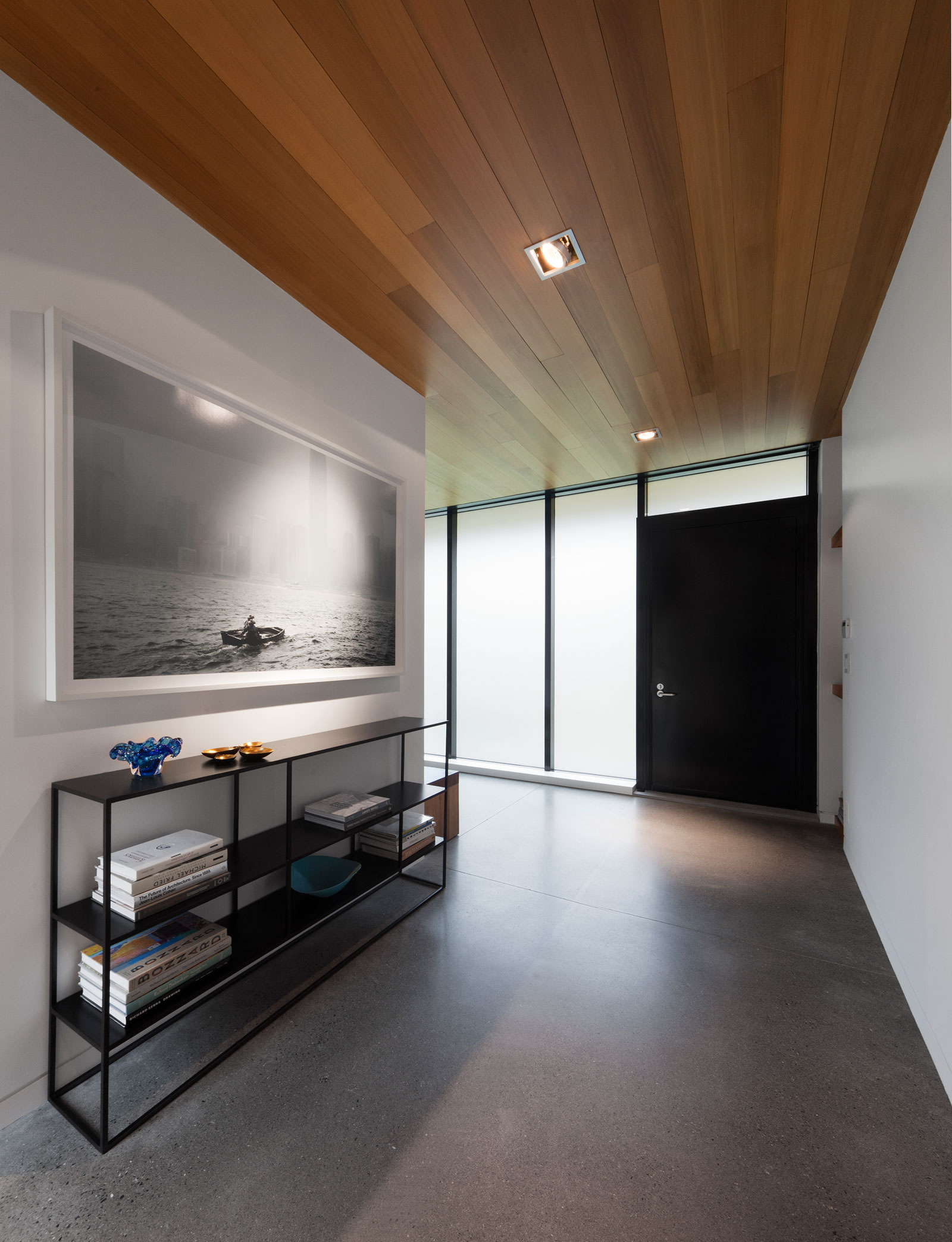 An Elegant Bi-Generational Family Cottage on a Large Wooded Lot near Sutton, Quebec by Les architectes FABG (6)