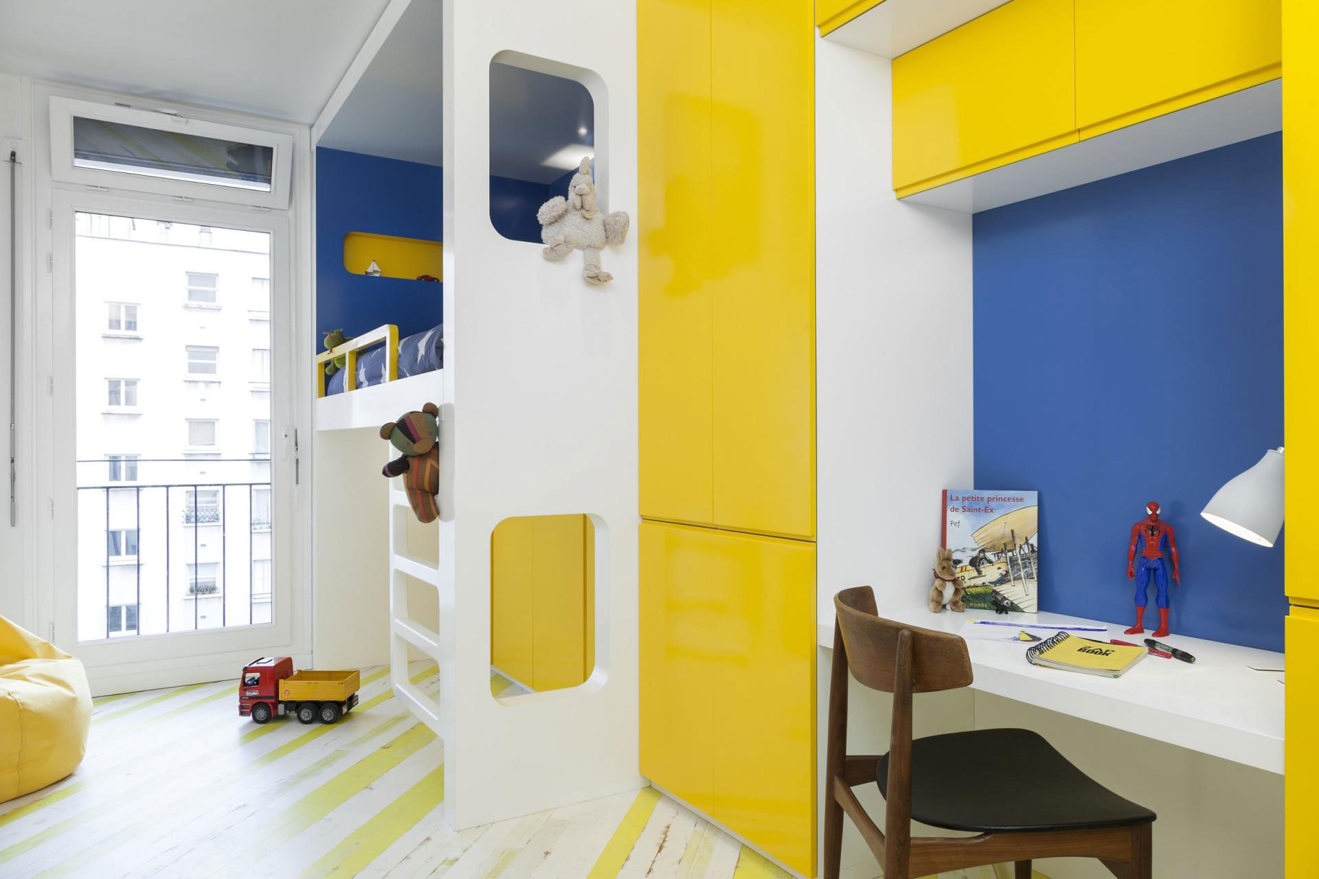 A Cheerful Apartment in Blue, Yellow and White for a Father and Son in Paris by Agence Glenn Medioni (16)