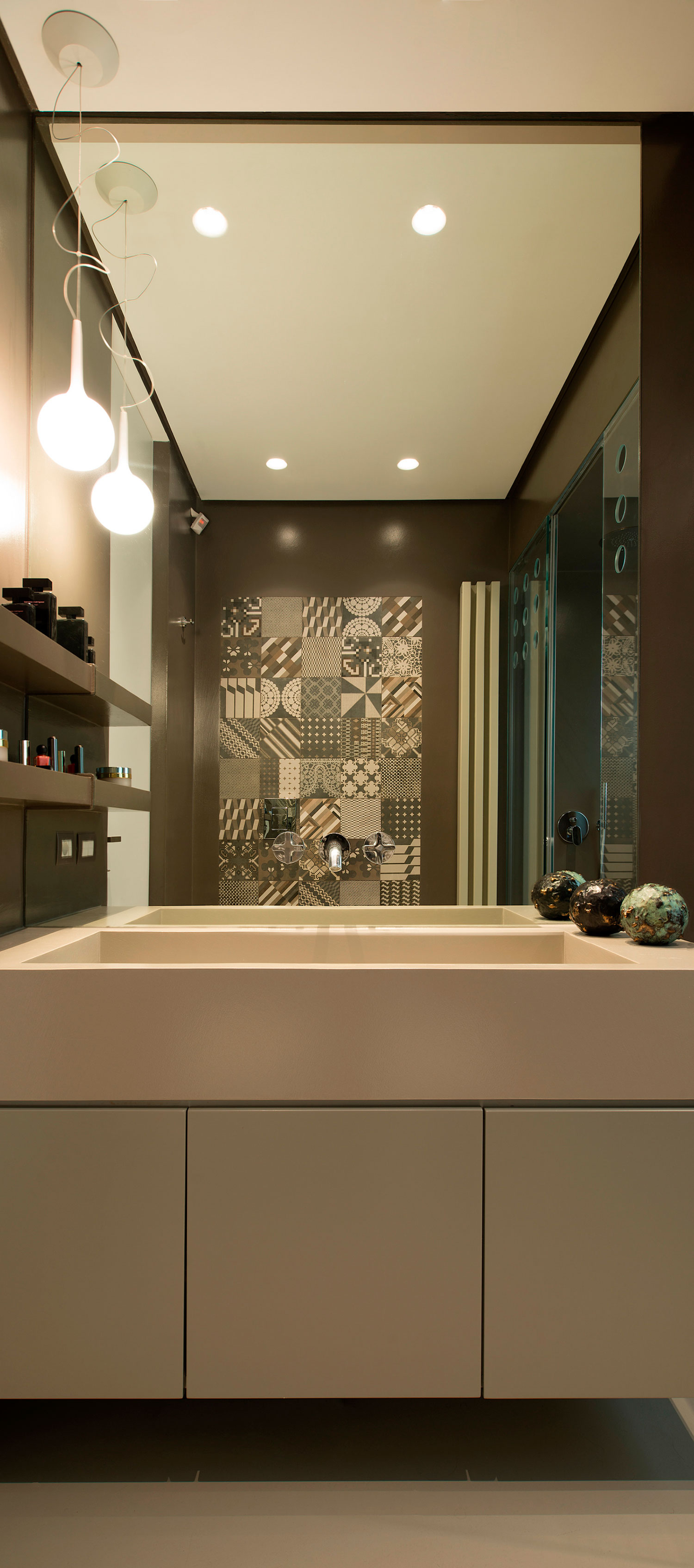 A Chic Contemporary Home with Colorful and Elegant Industrial Elements in Rome by Arabella Rocca (14)