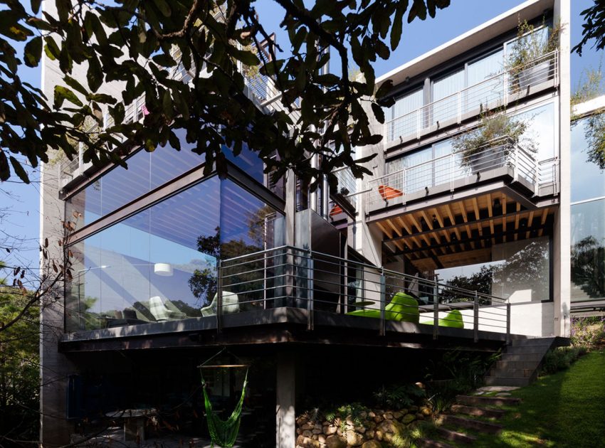 A Contemporary Glass Home Composed of Two Geometric Concrete Volumes in Mexico City by grupoarquitectura (2)
