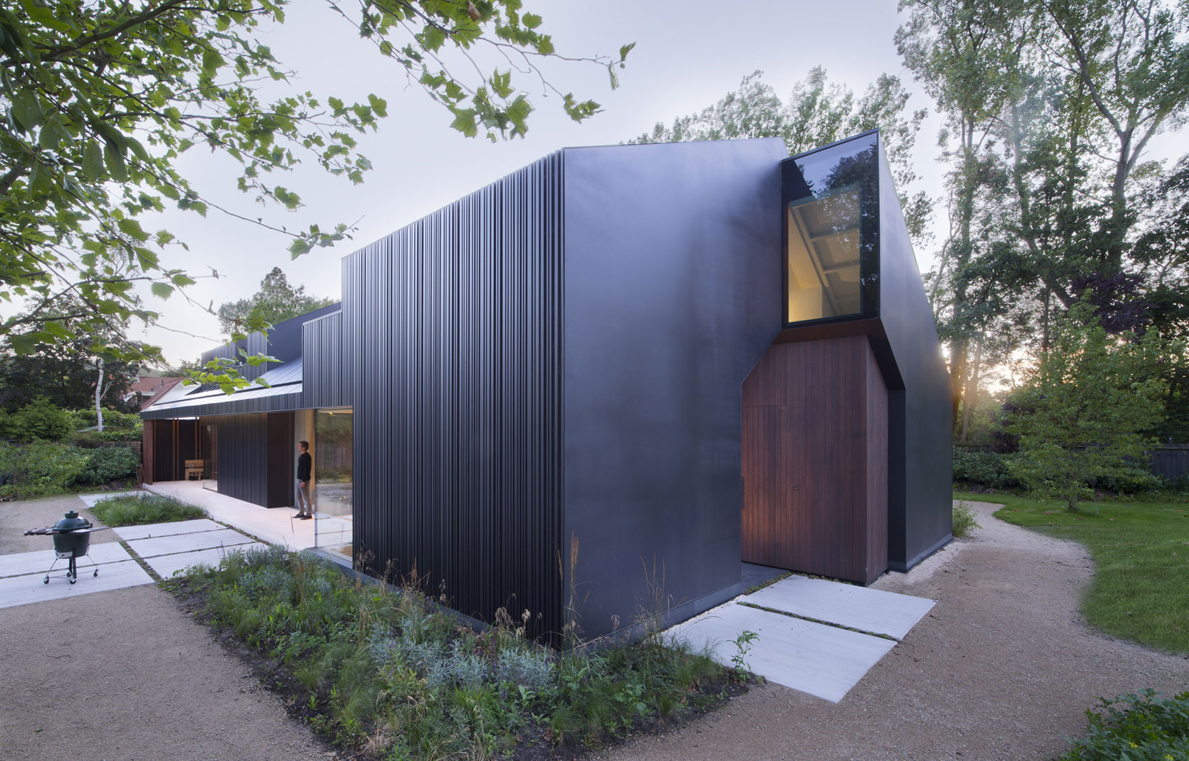 A Contemporary Home Surrounded by Natural Vegetation in Amsterdam by Studio PROTOTYPE (7)