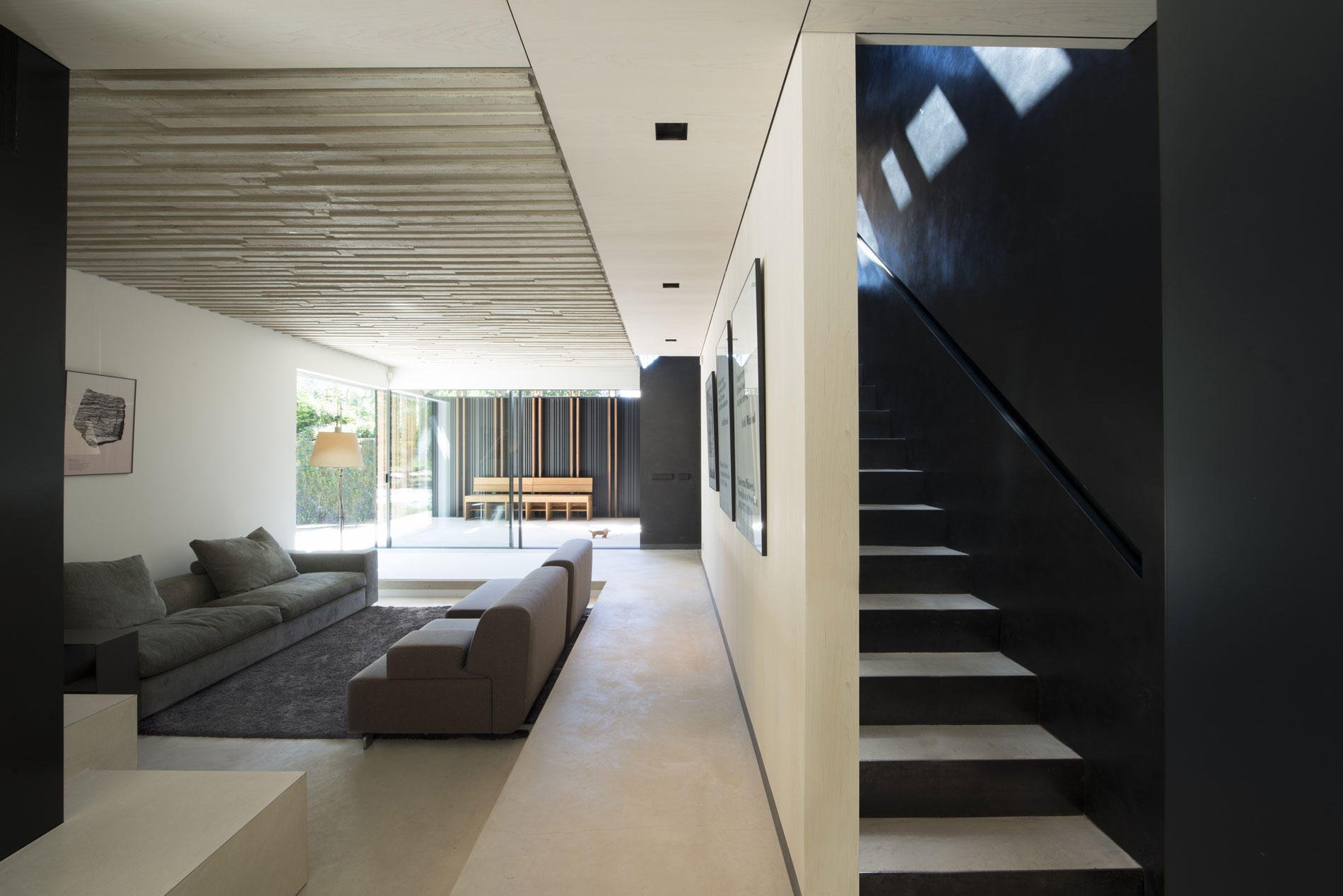 A Contemporary Home Surrounded by Natural Vegetation in Amsterdam by Studio PROTOTYPE (9)