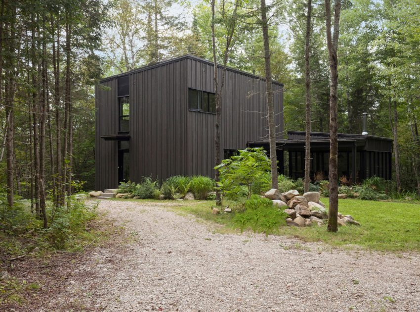 A Spacious Contemporary Home with Light-Filled Interiors in the Forests of Quebec by Nathalie Thibodeau Architecte (1)