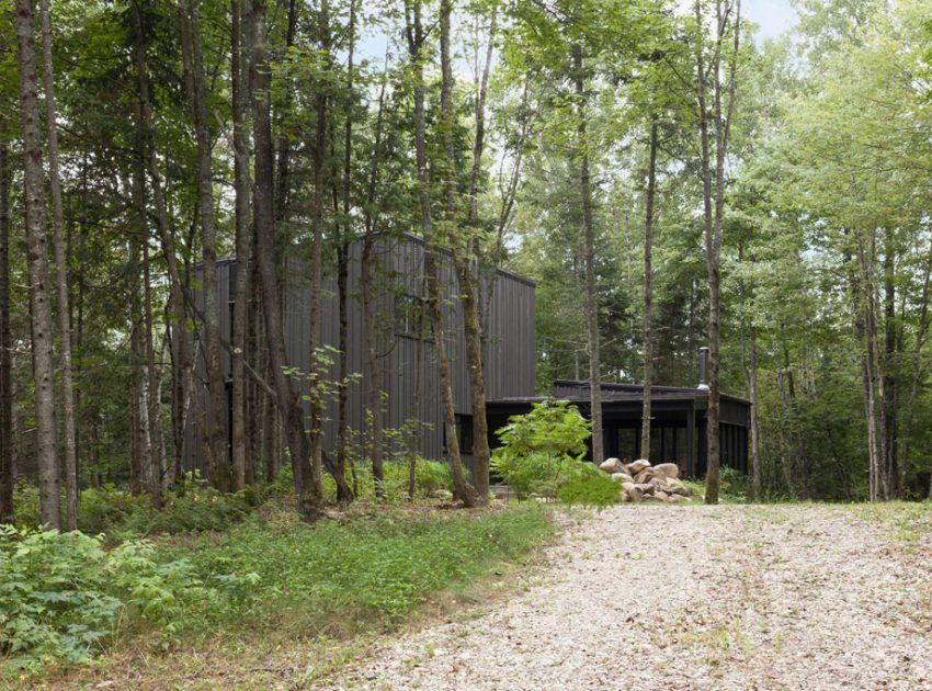 A Spacious Contemporary Home with Light-Filled Interiors in the Forests of Quebec by Nathalie Thibodeau Architecte (2)