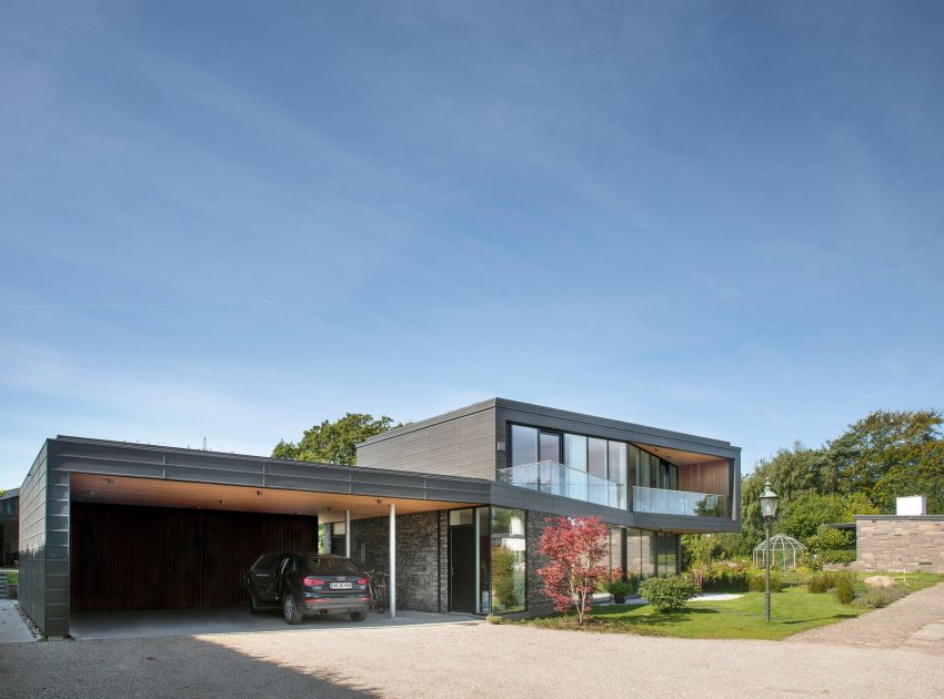 A Beautiful Contemporary House Surrounded by Nature on Three Sides in Aarhus, Denmark by C.F. Møller (1)