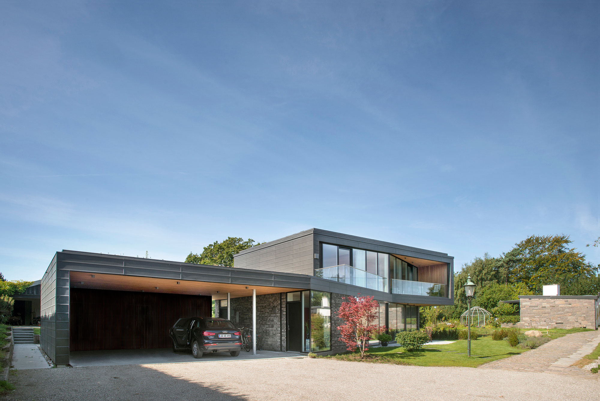 A Beautiful Contemporary House Surrounded by Nature on Three Sides in Aarhus, Denmark by C.F. Møller (1)