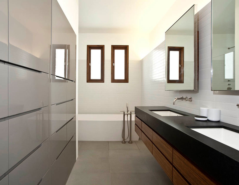 A Contemporary House with an Ambiance of Luxury and Comfort in California by RDM General Contractors (12)