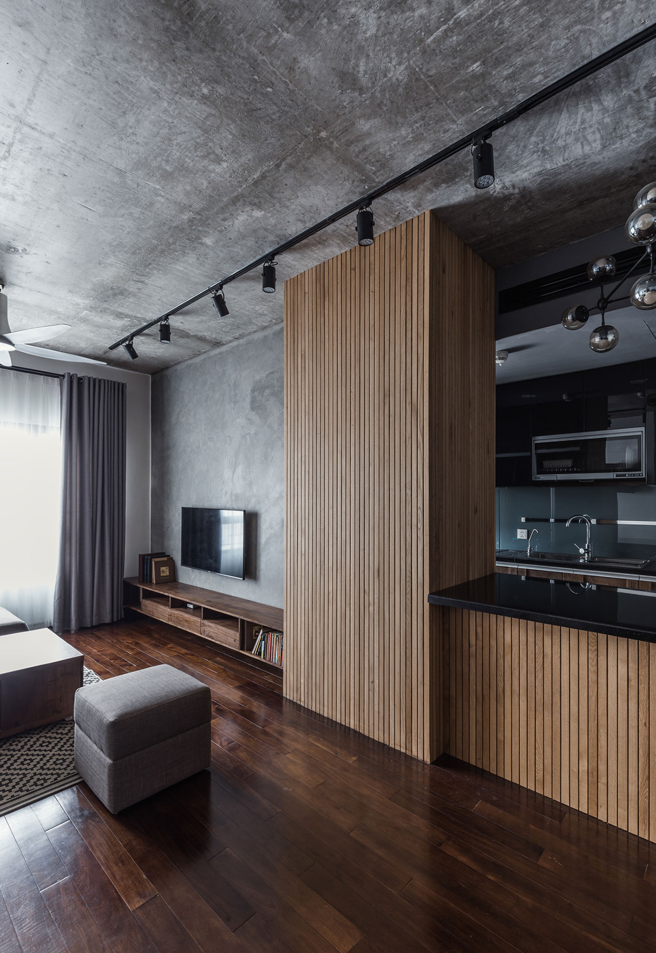 A Cozy and Elegant Apartment Full of Warmth Character in Hanoi, Vietnam by Le Studio (3)