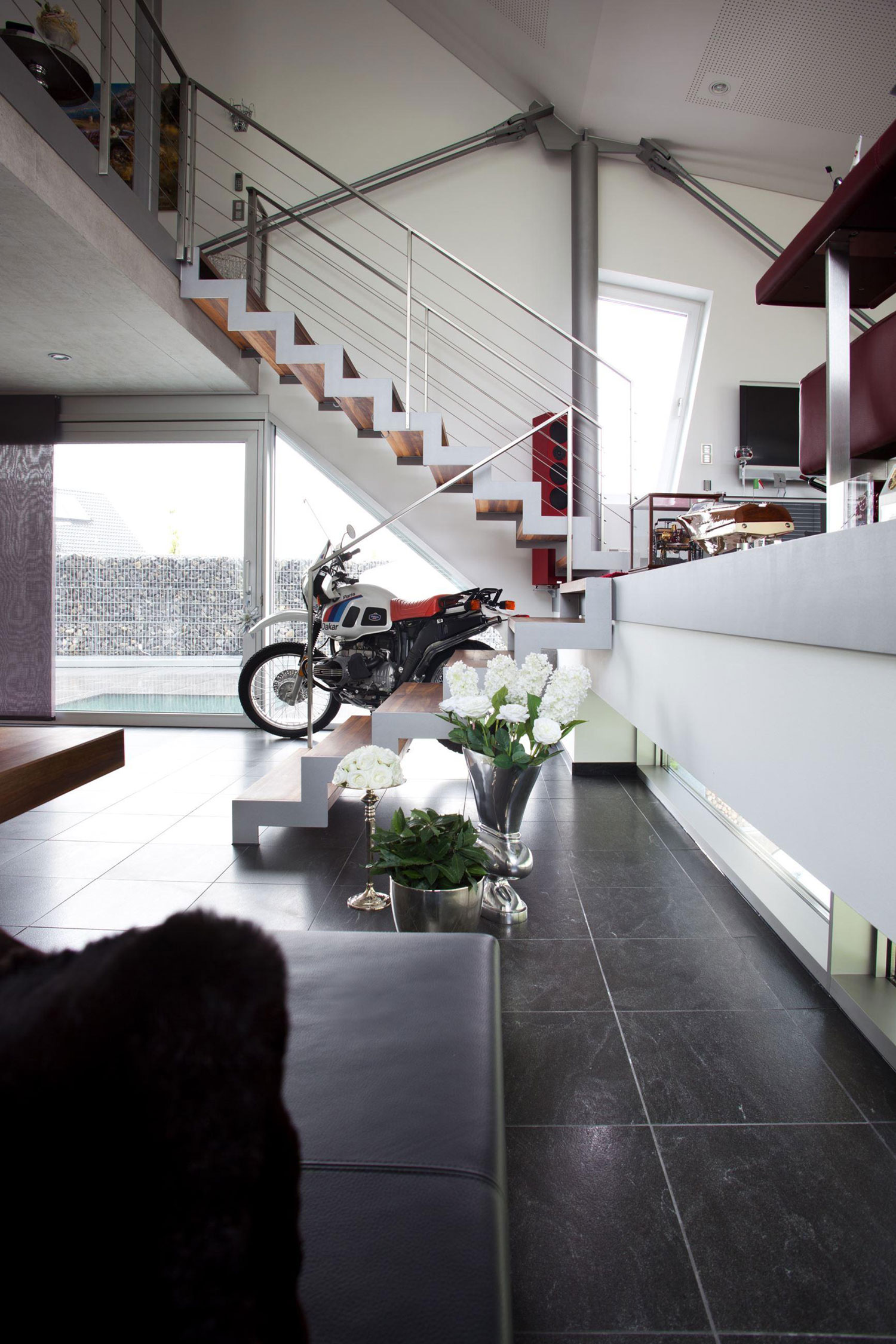 A Stunning High-Tech Modern House Consists of Two Different Volumes in Germany by Eppler + Bühler (14)