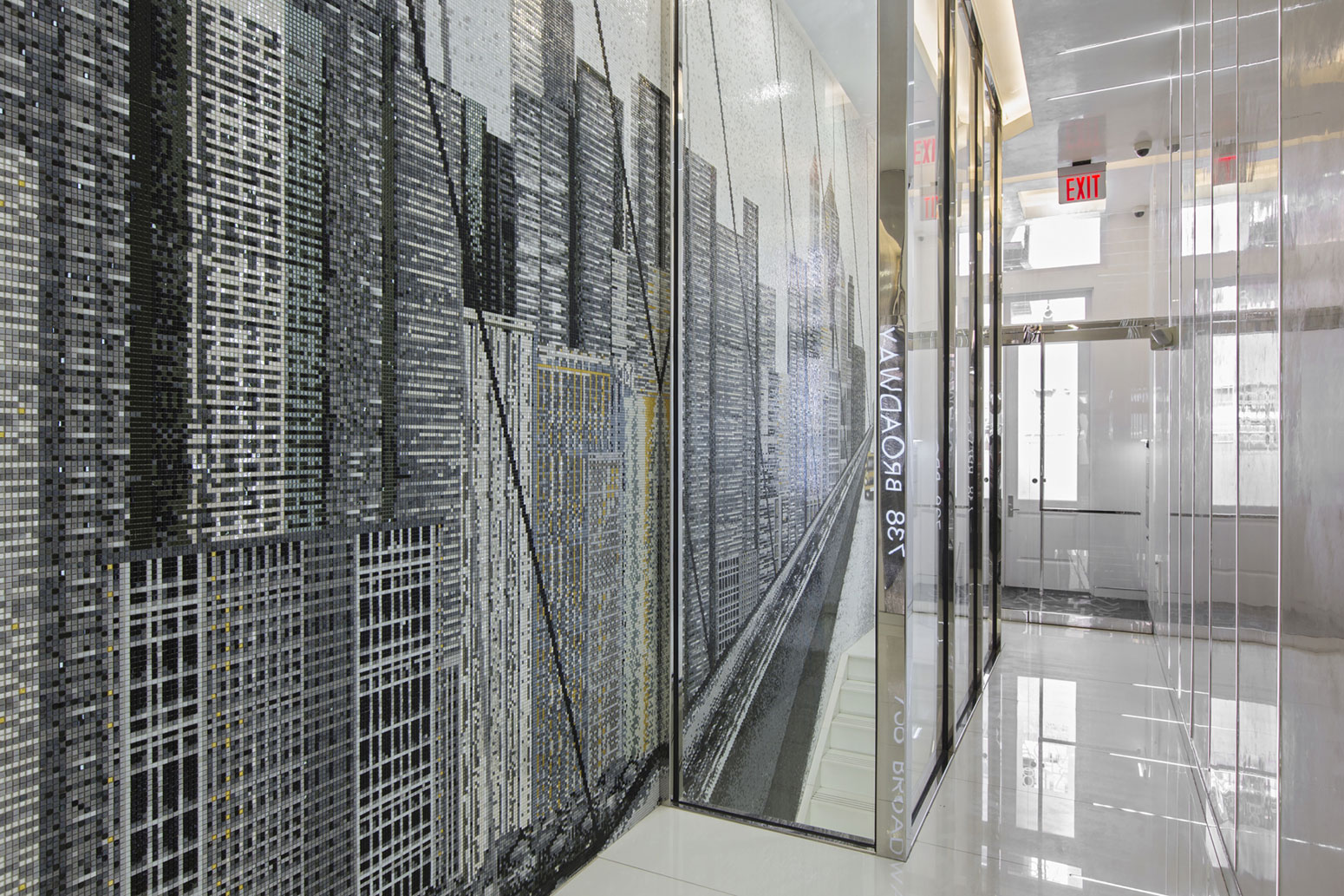 A Lavish Contemporary Apartment Full of Captivating Elegance in New York City by Escobar Design by Lemay (5)