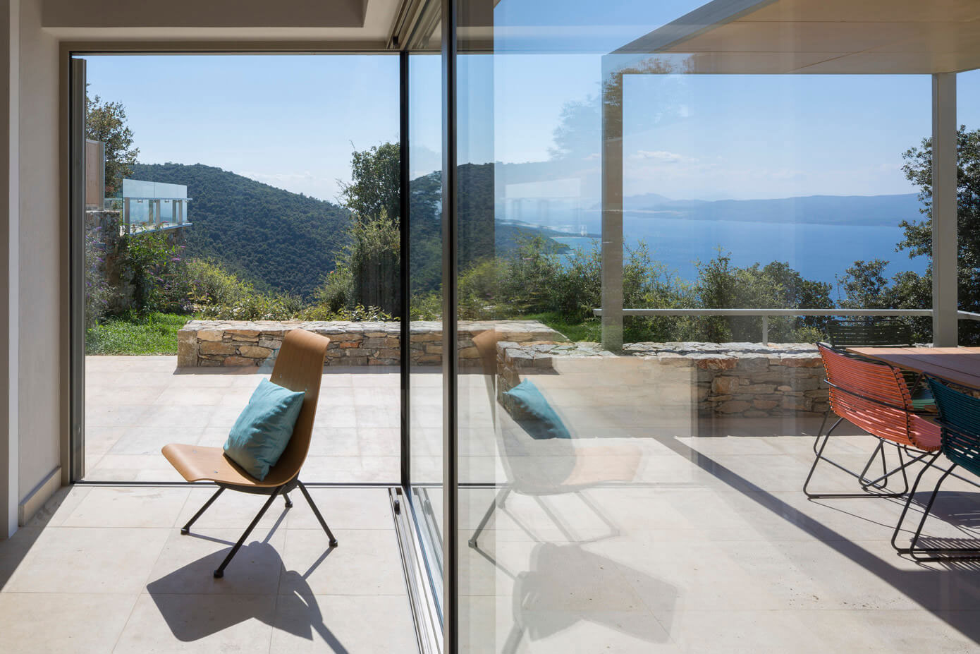 A Spacious Light-Filled Home with Stone Walls and Unique Style on Skiathos, Greece by HHH Architects (13)