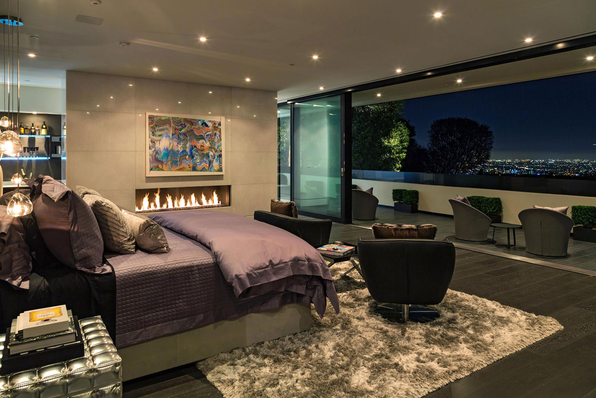 A Luxurious Contemporary Home with Dramatic and Stunning Interiors in Bel Air by McClean Design (21)