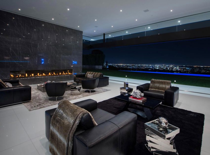 A Luxurious Contemporary Home with Dramatic and Stunning Interiors in Bel Air by McClean Design (30)