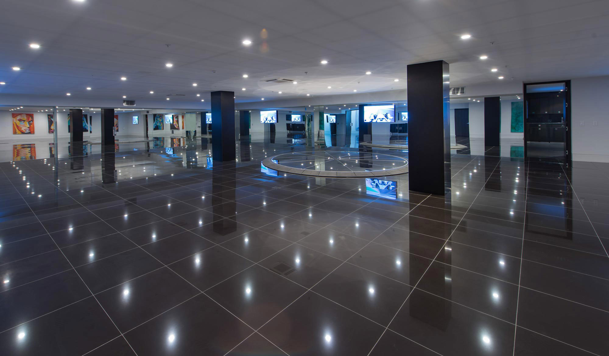 A Luxurious Contemporary Home with Dramatic and Stunning Interiors in Bel Air by McClean Design (38)