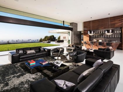 A Luxurious Contemporary Home with Dramatic and Stunning Interiors in Bel Air by McClean Design (4)