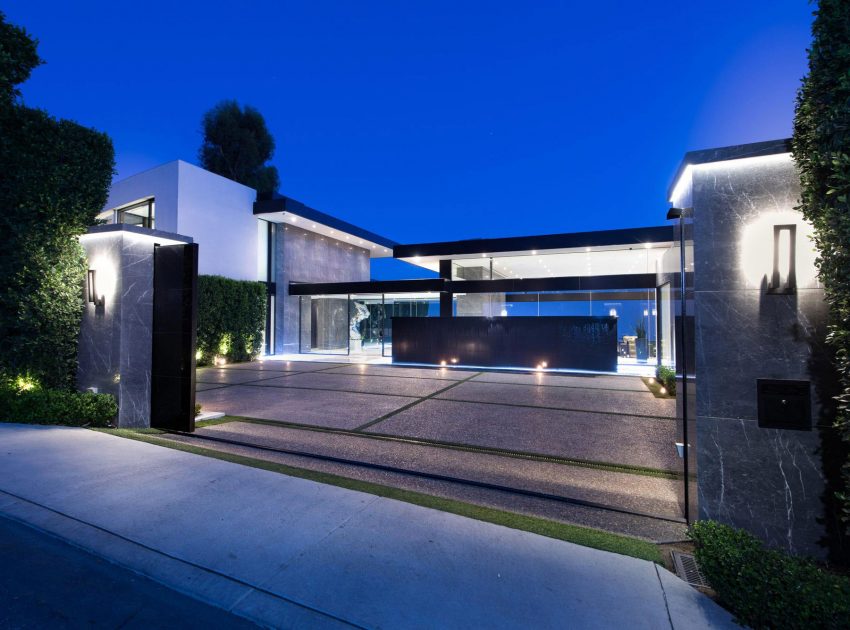 A Luxurious Contemporary Home with Dramatic and Stunning Interiors in Bel Air by McClean Design (48)