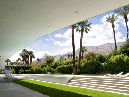 A Luxurious and Elegant Modern Home with Beautiful Views in Palm Springs, California by Sander Architects (3)