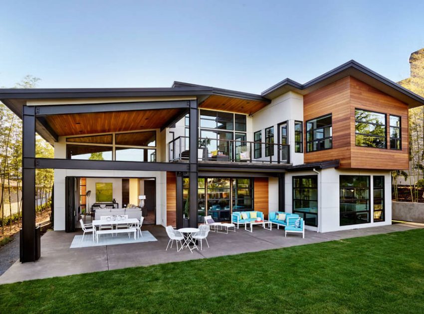 A Magnificent Contemporary Two-Storey Home Full of Style and Comfort in Portland by Garrison Hullinger Interior Design (1)