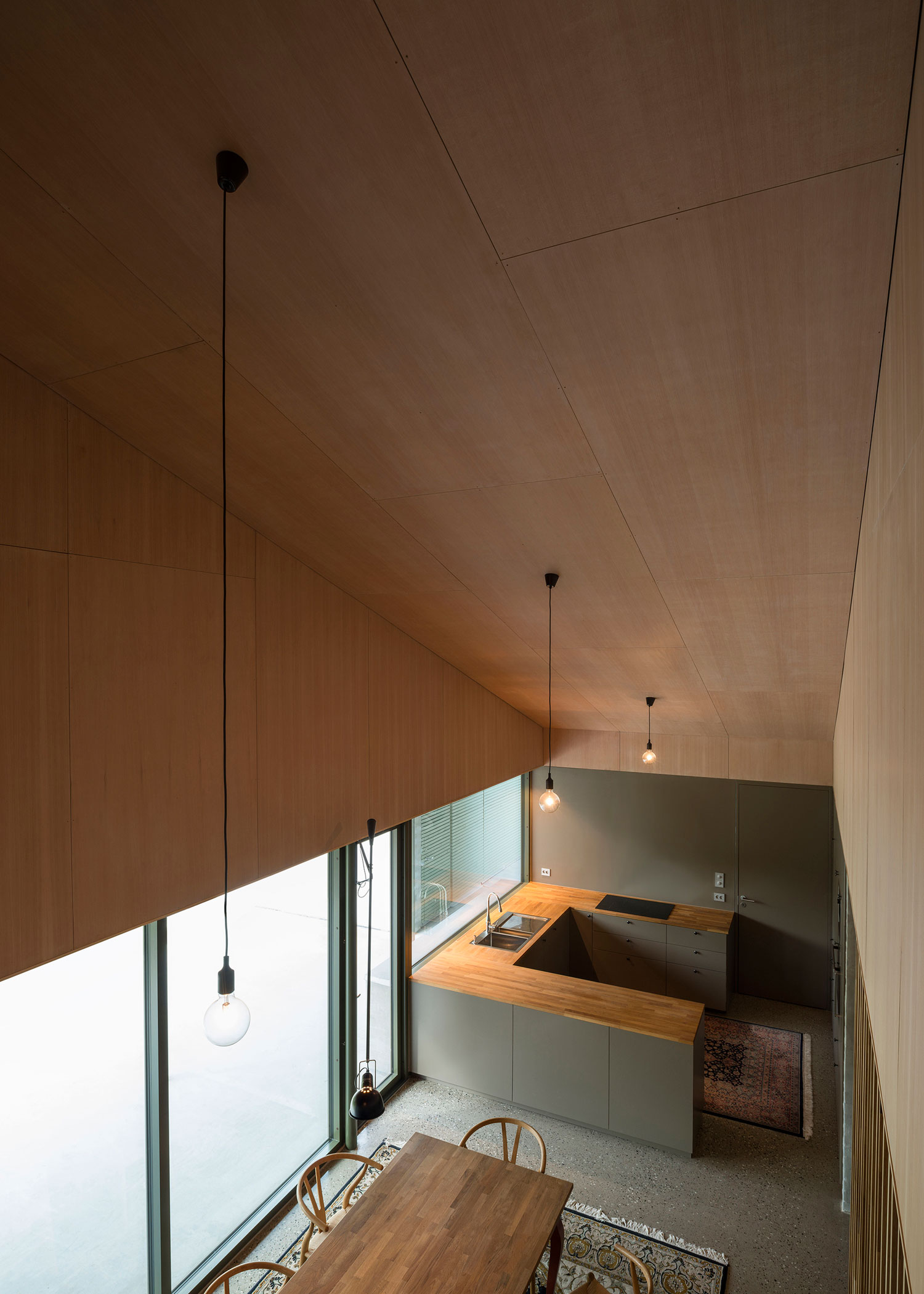 A Modern Home for a Retired Couple Surrounded by the Forests of Grimstad, Norway by Schjelderup Trondahl Architects (10)