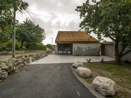 A Modern Home for a Retired Couple Surrounded by the Forests of Grimstad, Norway by Schjelderup Trondahl Architects (5)