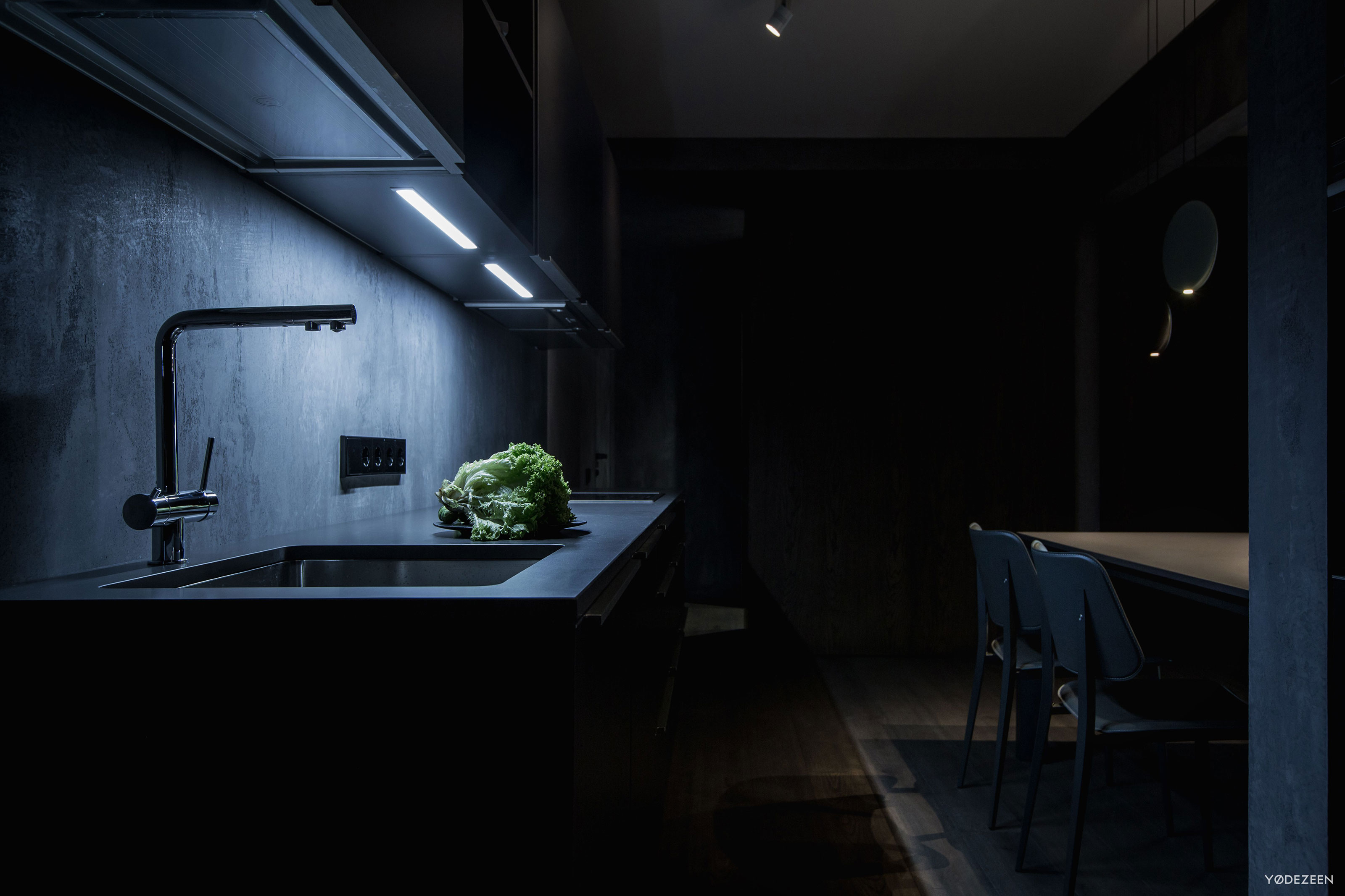 A Modern Home with Sophisticated and Twilight Interiors in Kiev, Ukraine by Yodezeen (17)