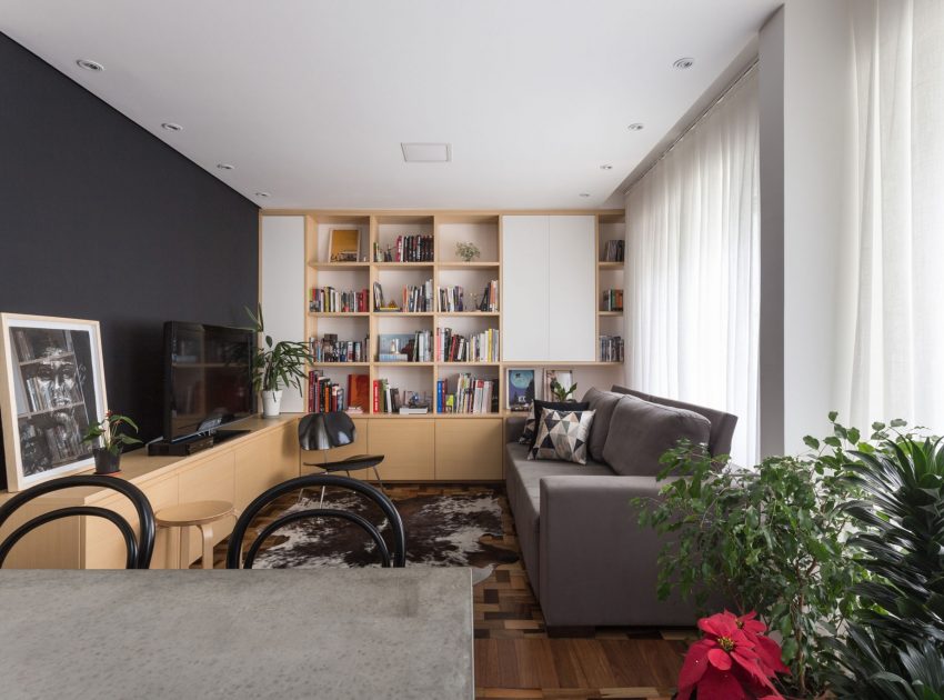 A Modern and Small Apartment for a Young Couple in Porto Alegre, Brazil by Renata Ramos (1)