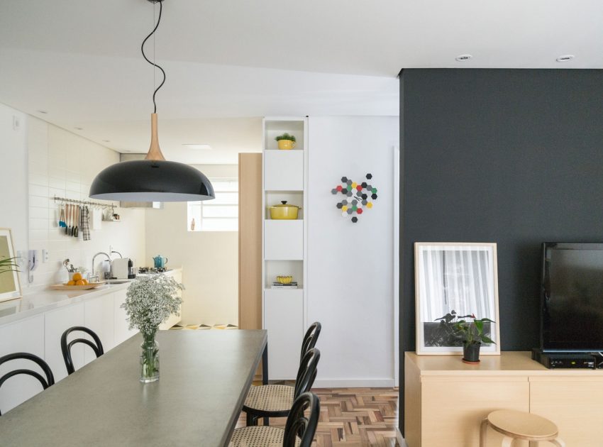 A Modern and Small Apartment for a Young Couple in Porto Alegre, Brazil by Renata Ramos (3)