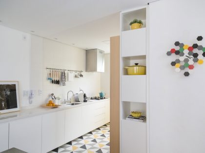 A Modern and Small Apartment for a Young Couple in Porto Alegre, Brazil by Renata Ramos (4)