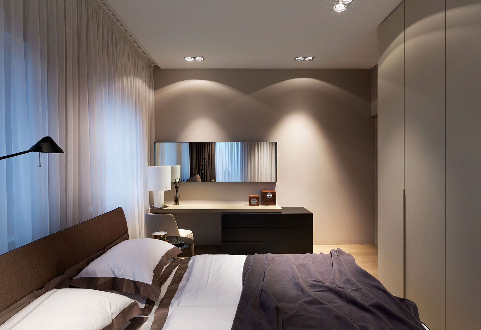 A Modern and Sophisticated Apartment in Dnepropetrovsk, Ukraine by Azovskiy & Pahomova Architects (14)