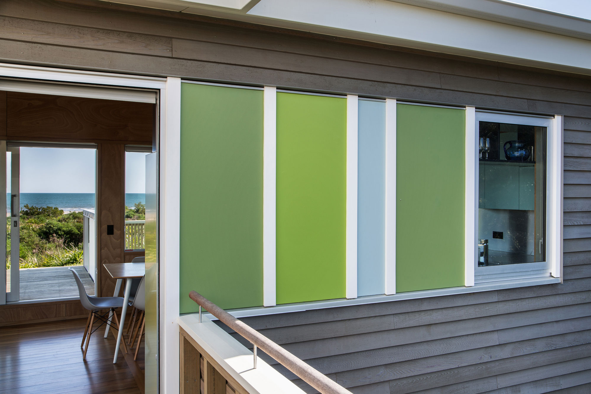 A Playful Two-Storey Cabin for a Family in Waikanae, New Zealand by Parsonson Architects (6)