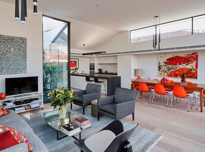 A Modern and Bright Semi-Detached House with Ample Natural Light in Malvern by Patrick Jost (4)