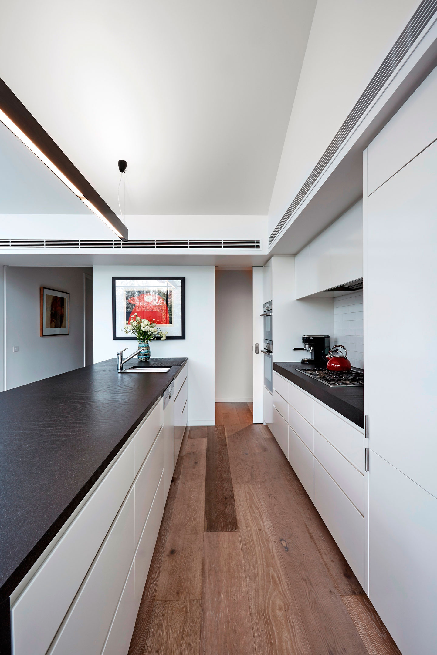 A Modern and Bright Semi-Detached House with Ample Natural Light in Malvern by Patrick Jost (9)