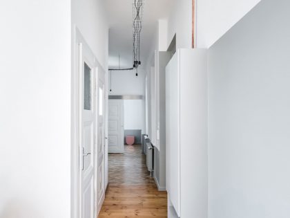 A Simple and Beautiful Home for a Stylish Couple in Budapest by Batlab Architects (10)