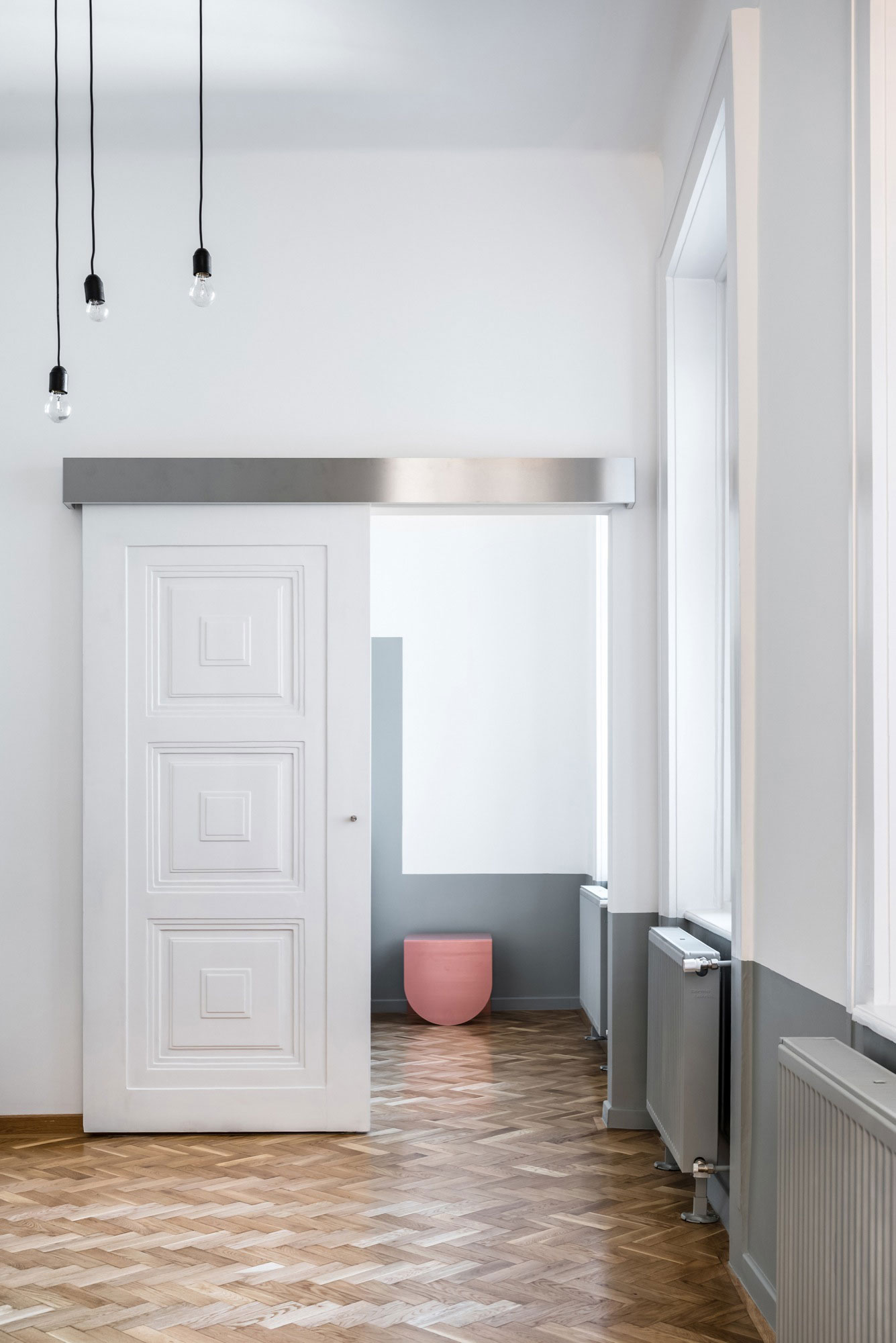 A Simple and Beautiful Home for a Stylish Couple in Budapest by Batlab Architects (12)