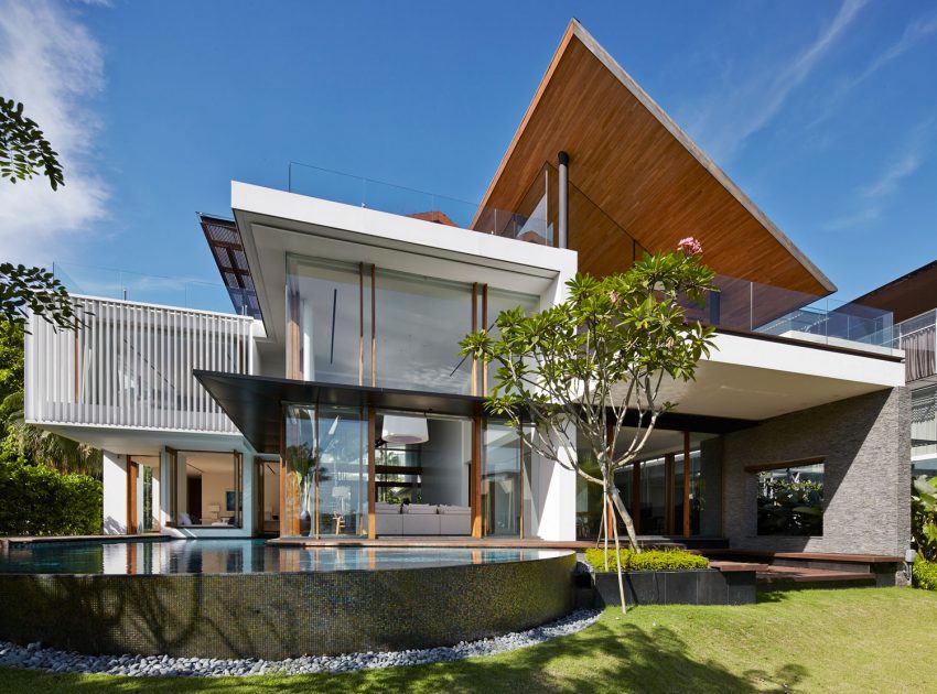 A Sophisticated Contemporary Home with Spectacular Views in Singapore by Robert Greg Shand Architects (1)