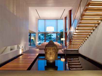 A Sophisticated Contemporary Home with Spectacular Views in Singapore by Robert Greg Shand Architects (31)