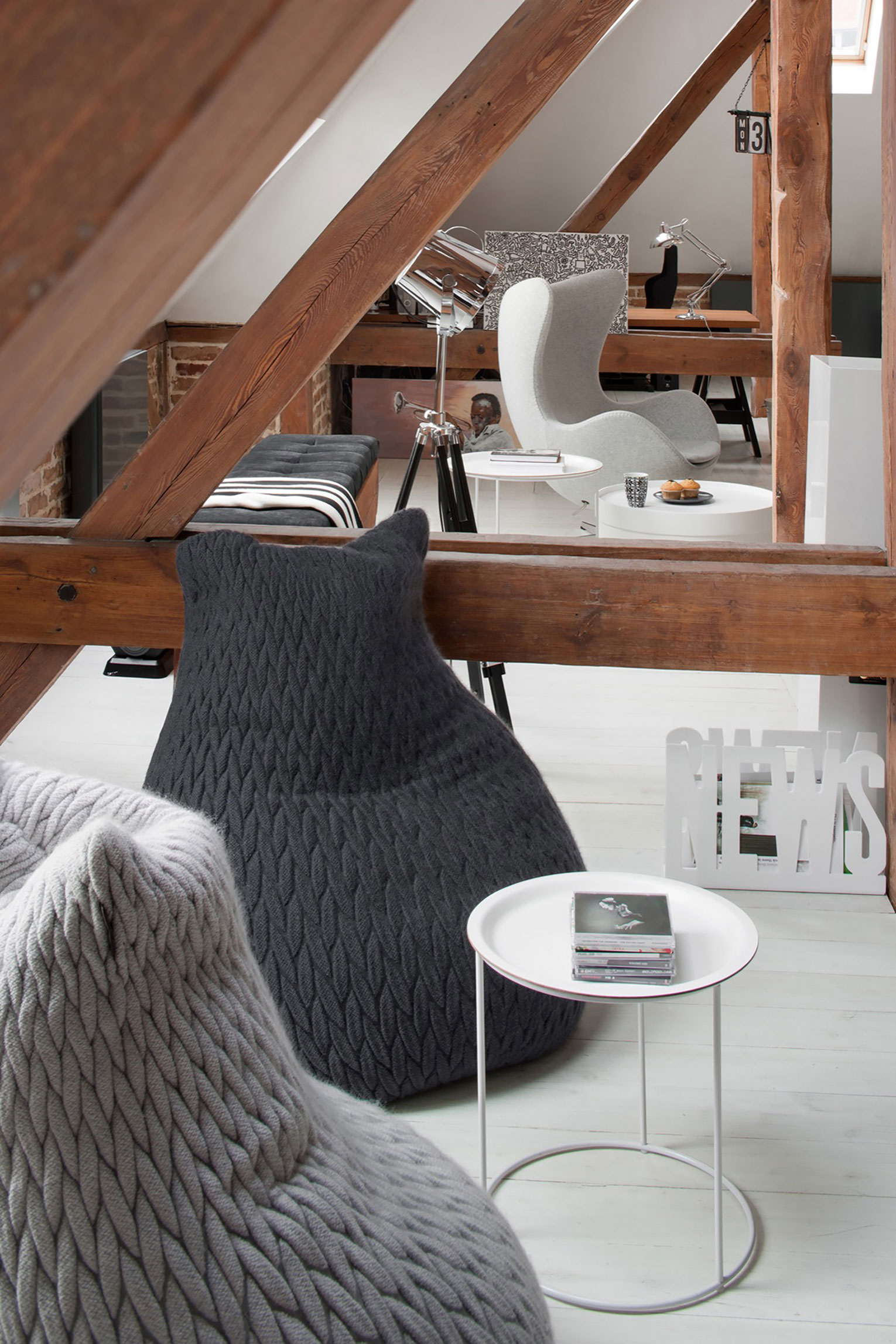 A Spacious Apartment with Beauty of Brick Walls and Timber Structure in Poznań, Poland by Cuns Studio (6)