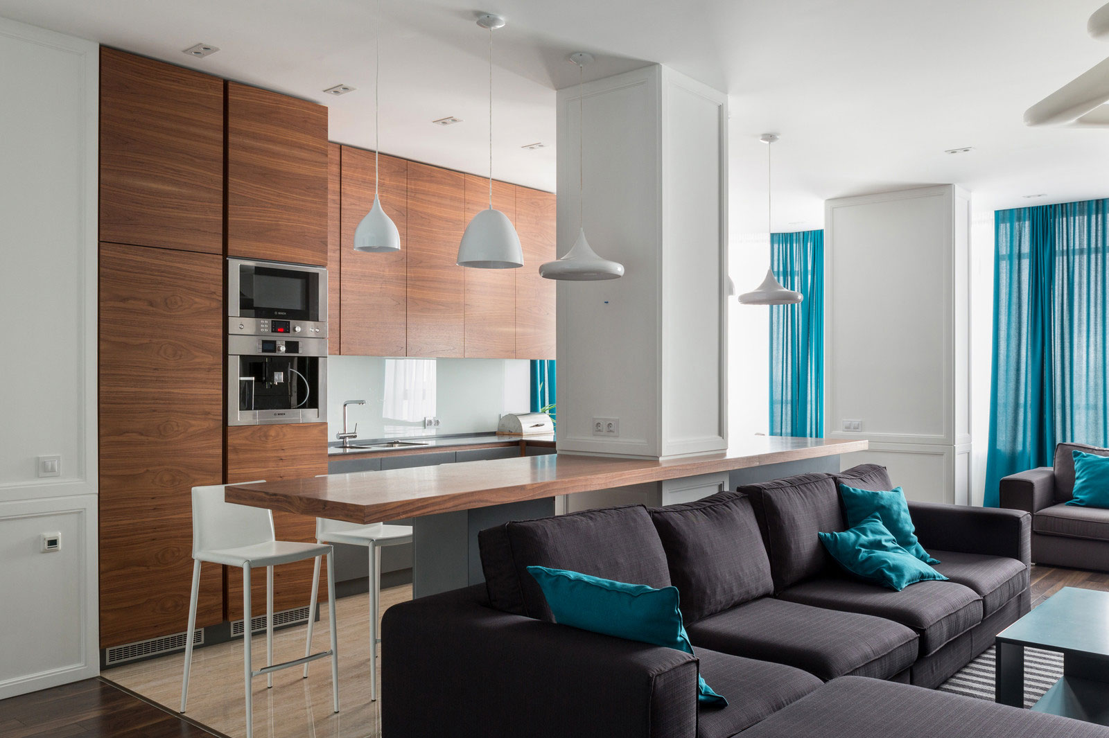 A Spacious Modern Apartment with Blue and White Accents in Kharkov by SVOYA Studio (10)