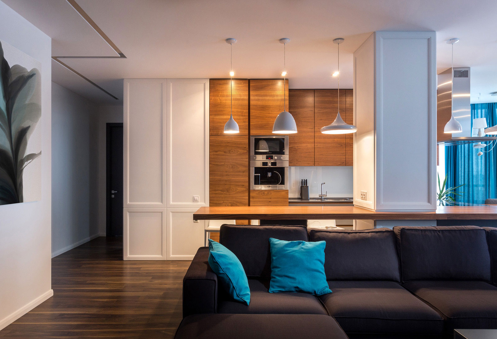 A Spacious Modern Apartment with Blue and White Accents in Kharkov by SVOYA Studio (5)