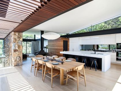 A Spacious Contemporary Home of Stone and Steel Built Above a River in Melbourne, Australia by Alexandra Buchanan Architecture (14)