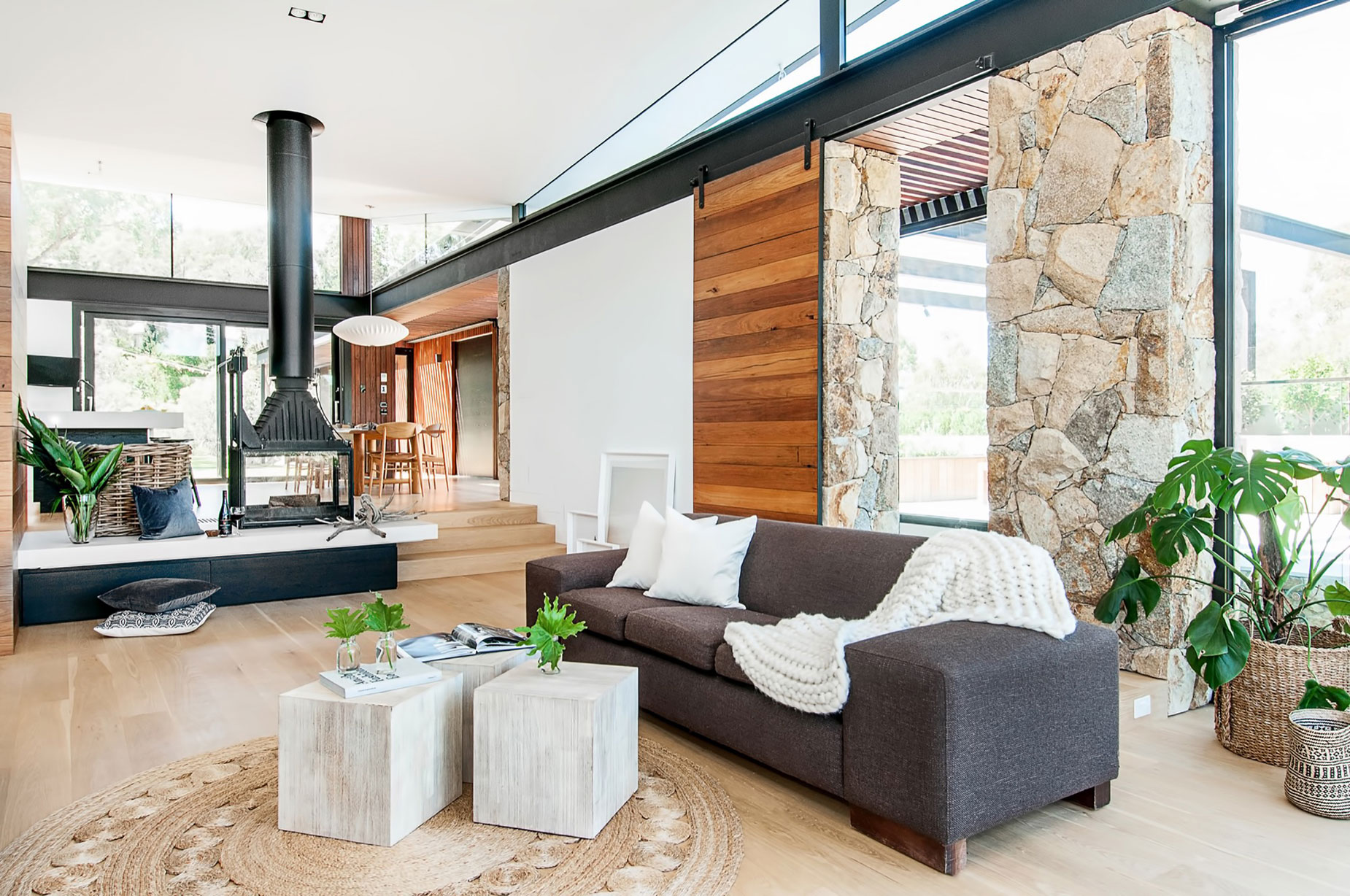 A Spacious Contemporary Home of Stone and Steel Built Above a River in Melbourne, Australia by Alexandra Buchanan Architecture (5)