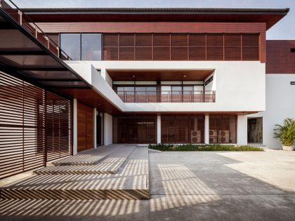 A Spacious Contemporary Home with Warm Atmosphere in Chon Buri, Thailand by Junsekino Architect and Design (1)