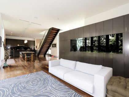 A Spacious Contemporary Home with an Eye-Catching Interior in Southampton by Stern and Bucek Architects (7)