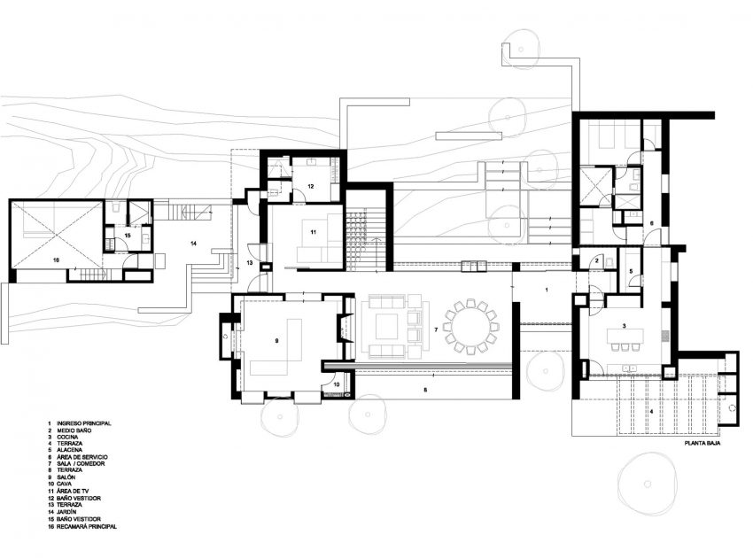 A Spacious Home with a Modern Take of Traditional Elements in the Forest of Tapalpa, Mexico by Andrés Escobar Taller Arquitectónica (15)