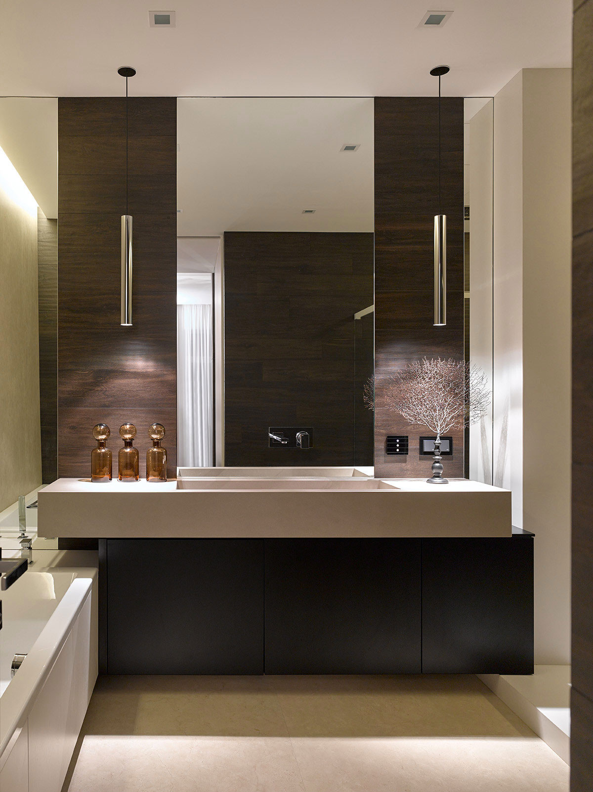 A Spacious Modern Apartment with Panoramic Views of Moscow by Alexandra Fedorova (32)
