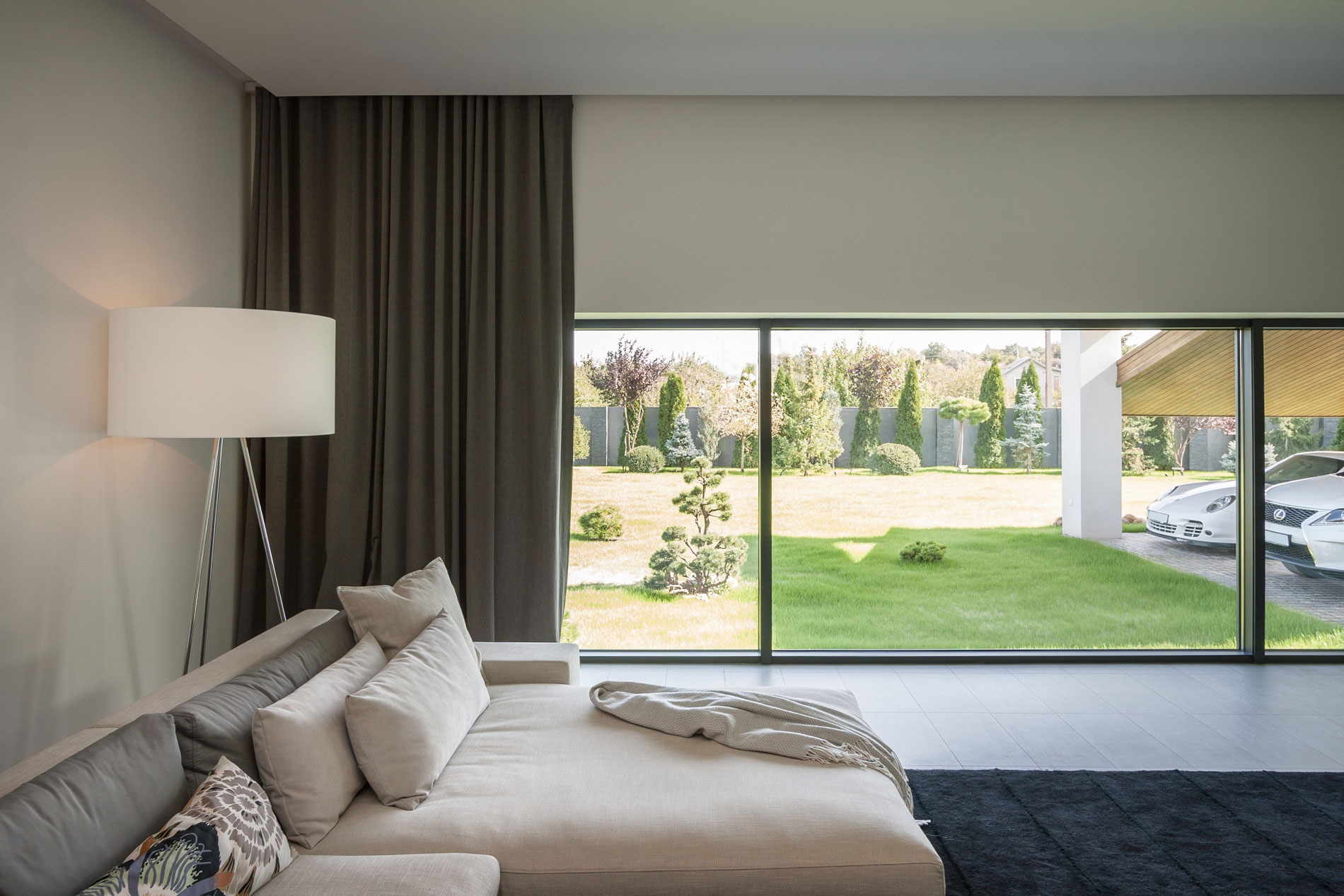 A Spacious and Comfortable Modern House in Dnipropetrovsk Oblast, Ukraine by Azovskiy & Pahomova architects (9)