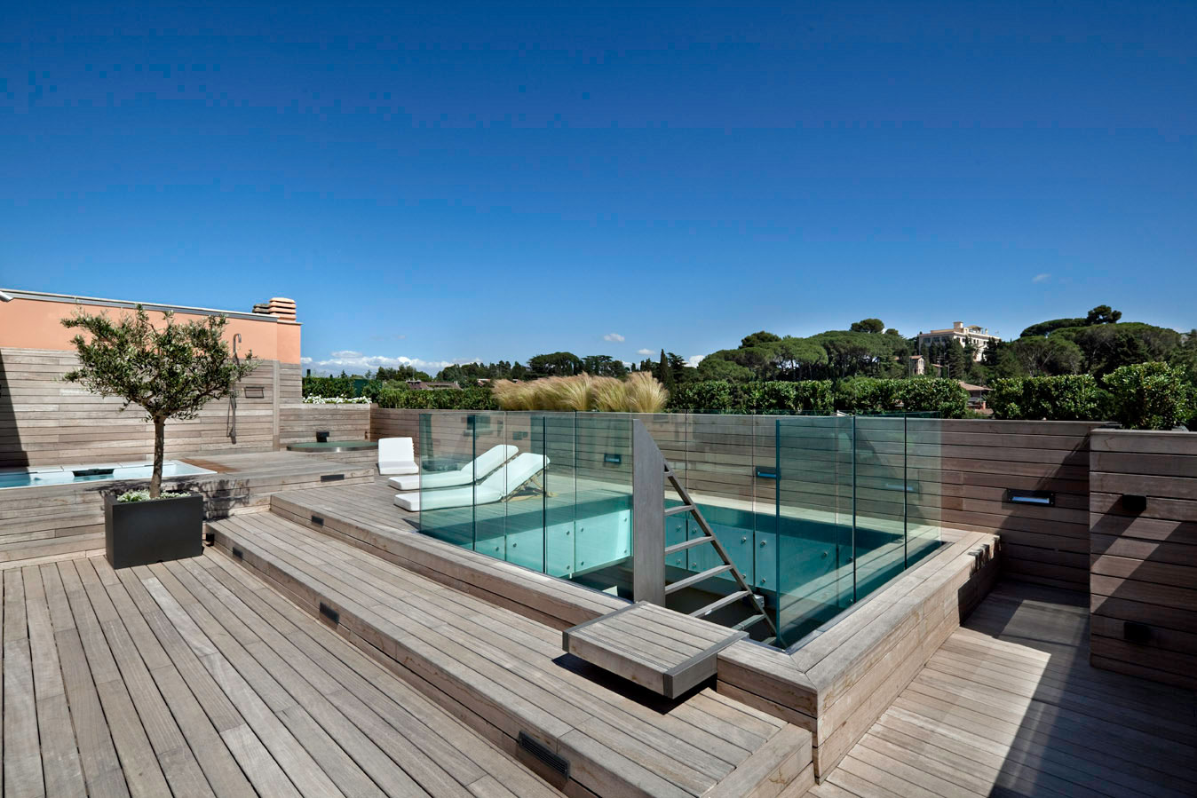 A Spacious and Bright Vertical Home That Opens to the Sky in Rome, Italy by Westway Architects (11)