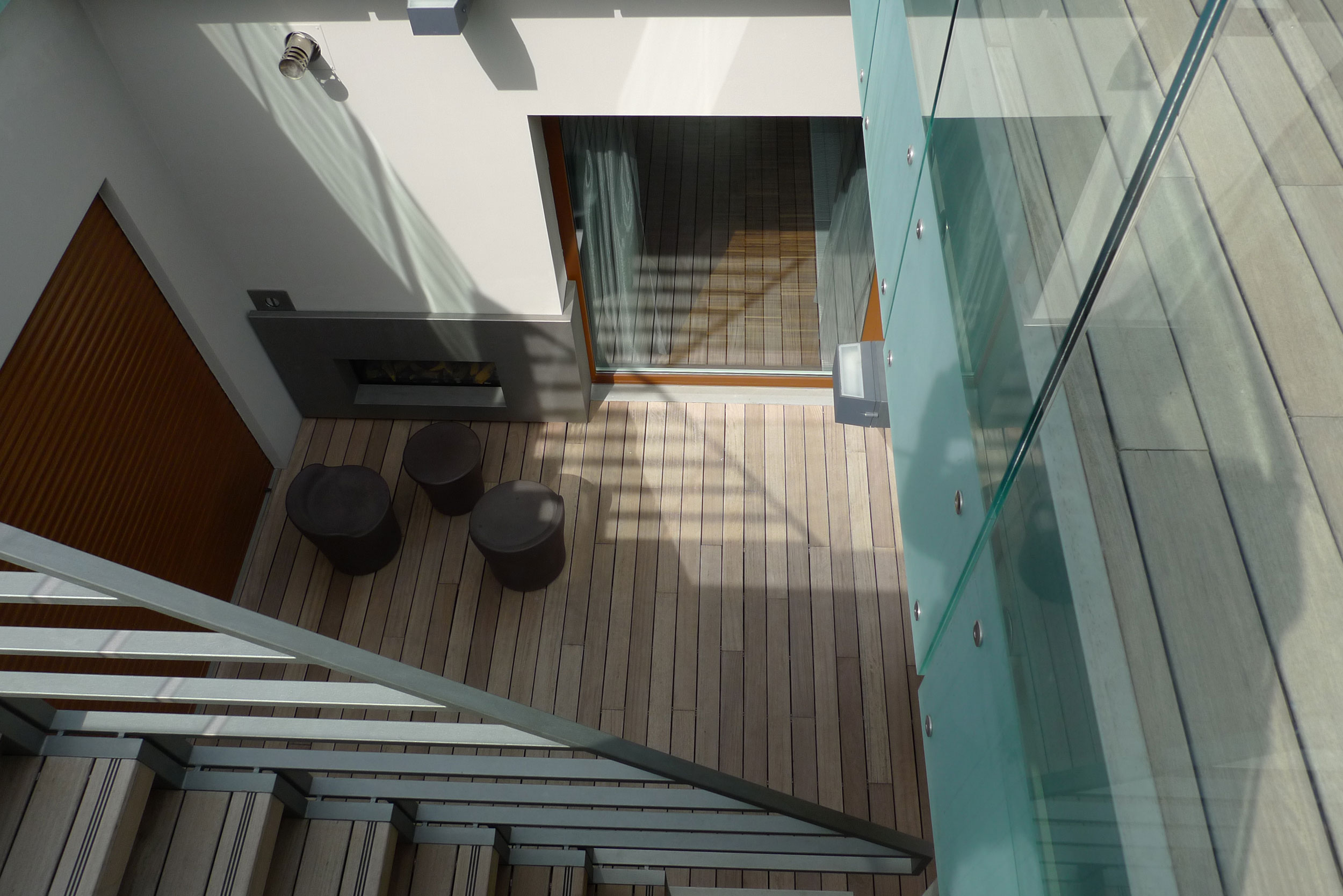 A Spacious and Bright Vertical Home That Opens to the Sky in Rome, Italy by Westway Architects (9)